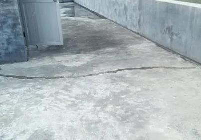 曲沃楼顶漏水维修公司分享下如何解决卫生间隐蔽部位漏水的问题?